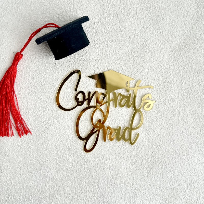 Congrats Grad 2025 Cake Topper, Glitter Graduation Party Decorations for High School College Graduates, Black and Gold