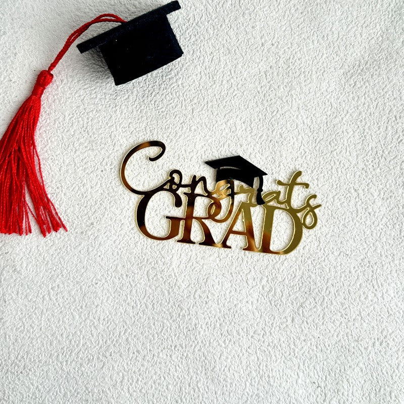 Congrats Grad 2025 Cake Topper, Glitter Graduation Party Decorations for High School College Graduates, Black and Gold