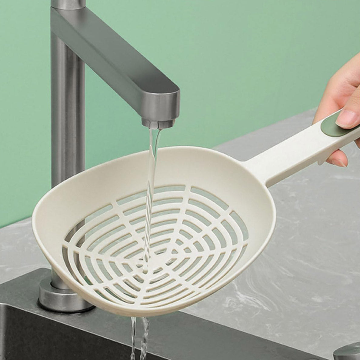 2pcs Noodle Spoon Mesh Strainer Straining Colander Scoop Frying Oil Strainer Ice Shovel Water Spoon Tagliatelle Pasta Silicone Spoon Dumplings Nylon