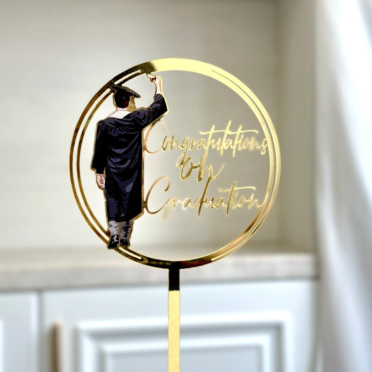 Graduation Cake Topper, 1 Pack Congratulations on graduation Grad Cake Decor, Class of 2025 Cake Decorations for Senior High School College Grad Party Supplies