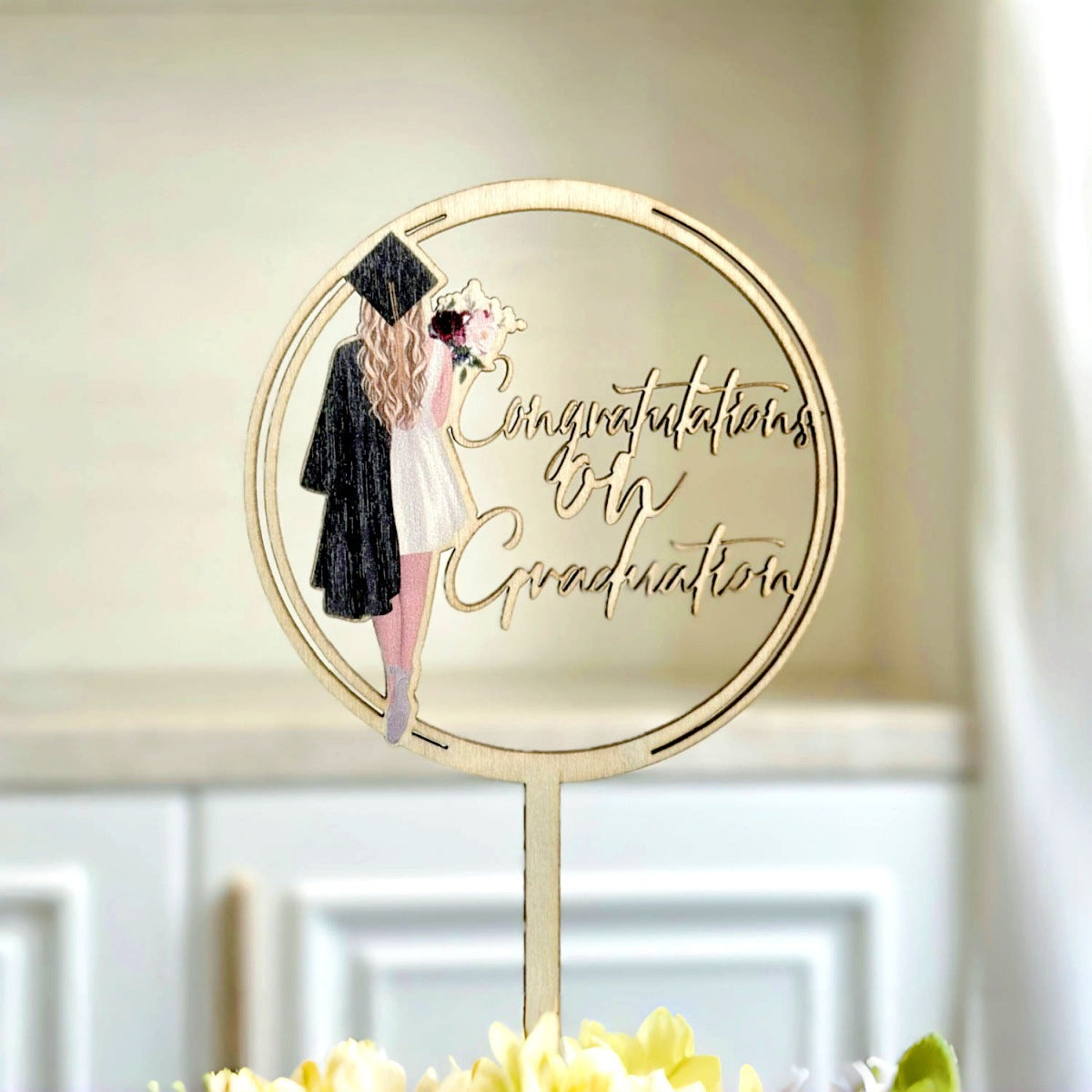 Graduation Cake Topper, 1 Pack Congratulations on graduation Grad Cake Decor, Class of 2025 Cake Decorations for Senior High School College Grad Party Supplies