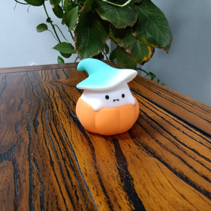 Cute Pumpkin Witch Night Light for Kids, Kawaii Halloween Hat Wizard Lamps, 3 Level Dimmable Nursery Nightlight, Rechargeable Silicone Light Up, Cute Stuff Night Light for Baby Kids Teens