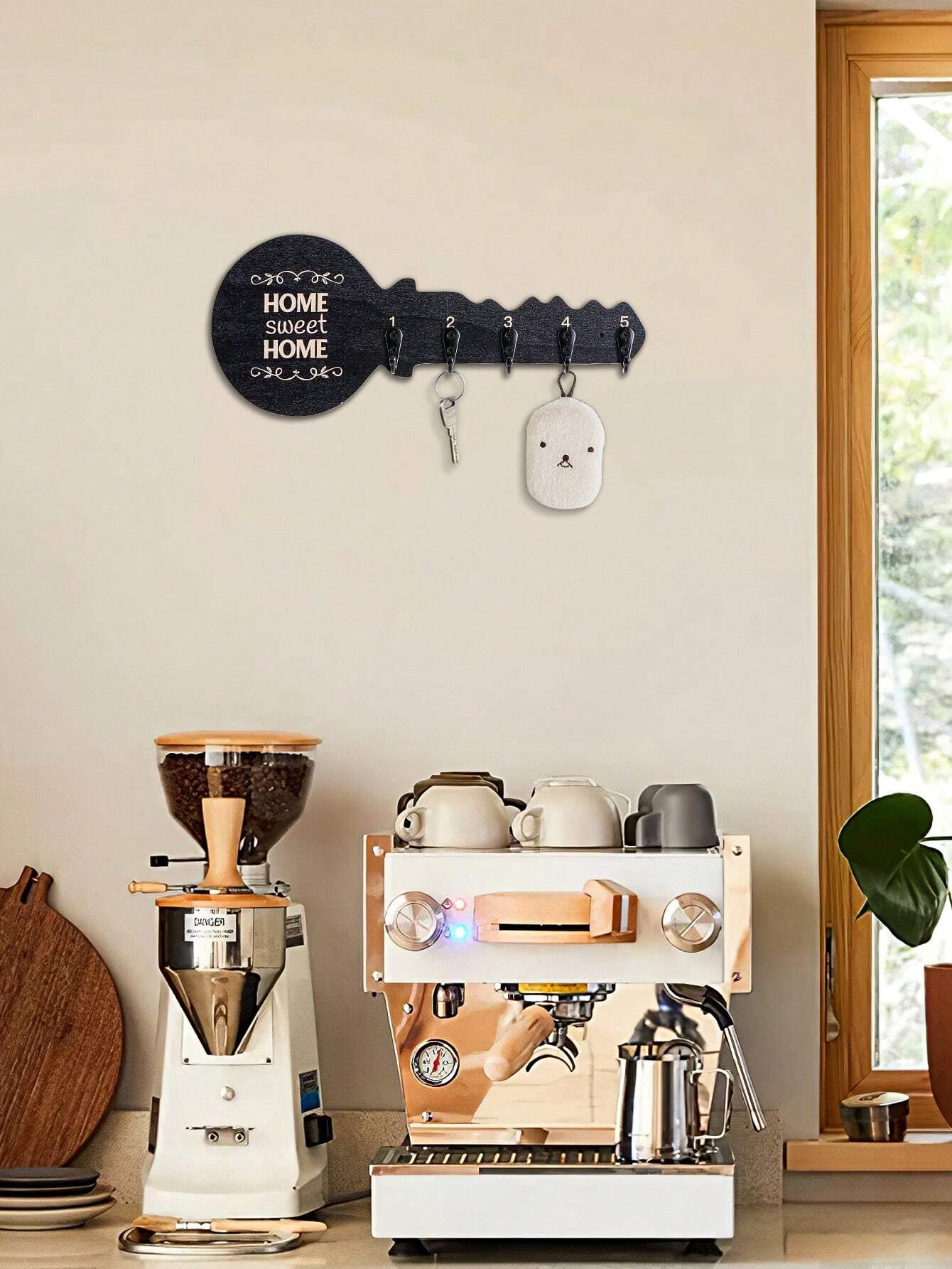 1pc Creative Minimalist Wall-Mounted Key-Shaped Decorative Hook, Novelty Wooden Panel With Small Iron Hooks Design, Key/Hanging Decor/Necklace Storage Holder