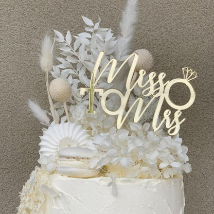11PCS Mr & Mrs Cupcake Toppers Glitter Love Heart Cupcake Picks Wedding Engagement Cake Decorations for Bridal Shower Theme Birthday Party Supplies Gold