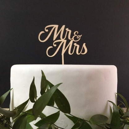 10pcs Wooden Mr and Mrs Cake Topper Wedding Cake Toppers Custom Cake Topper Gift Decoration Engaged Foam Ring Finger | Bride To Be Bridesmaid Favors Bridal Shower Engagement Party