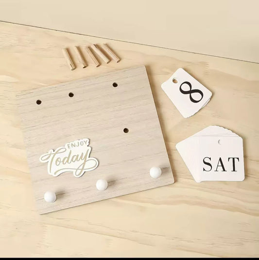 Wooden Wall Hook With Calendar